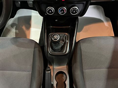 2024 Benzin Manuel Fiat Egea Mavi Gürel Tasarım Aksesuar Otomotiv San. Tic. Ltd. Şti.