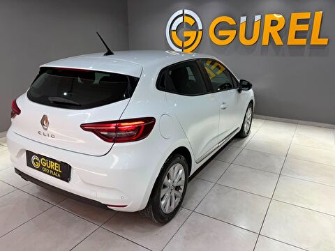 2023 Benzin Otomatik Renault Clio Beyaz Gürel Tasarım Aksesuar Otomotiv San. Tic. Ltd. Şti.