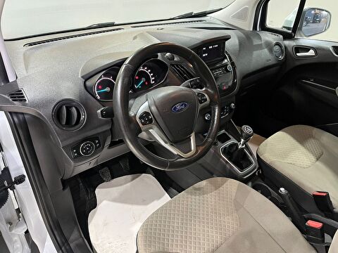 2021 Dizel Manuel Ford Tourneo Courier Journey Beyaz Gürel Tasarım Aksesuar Otomotiv San. Tic. Ltd. Şti.