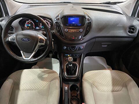 2021 Dizel Manuel Ford Tourneo Courier Gümüş Gri Gürel Tasarım Aksesuar Otomotiv San. Tic. Ltd. Şti.