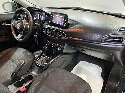 2023 Dizel Otomatik Fiat Egea Cross Mavi Gürel Tasarım Aksesuar Otomotiv San. Tic. Ltd. Şti.