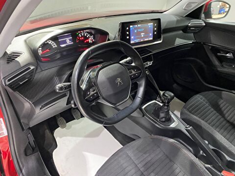 2020 Benzin Manuel Peugeot 2008 Kırmızı Gürel Tasarım Aksesuar Otomotiv San. Tic. Ltd. Şti.