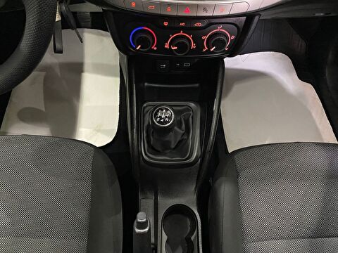2019 Dizel Manuel Fiat Egea Beyaz Gürel Tasarım Aksesuar Otomotiv San. Tic. Ltd. Şti.