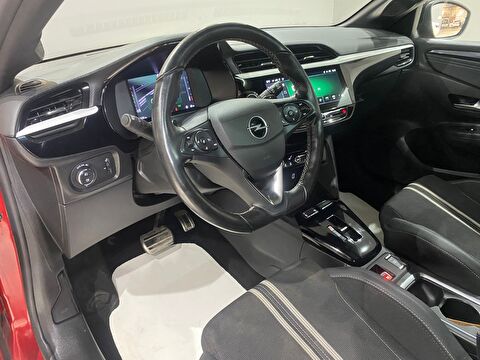 2023 Benzin Otomatik Opel Corsa Kırmızı Gürel Tasarım Aksesuar Otomotiv San. Tic. Ltd. Şti.