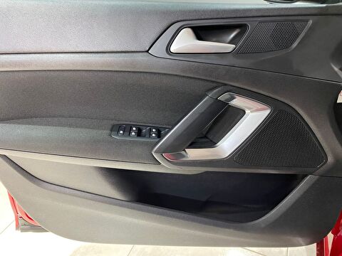 2020 Benzin Otomatik Peugeot 308 Kırmızı Gürel Tasarım Aksesuar Otomotiv San. Tic. Ltd. Şti.