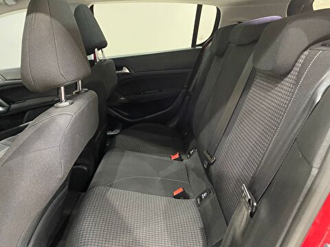2020 Benzin Otomatik Peugeot 308 Kırmızı Gürel Tasarım Aksesuar Otomotiv San. Tic. Ltd. Şti.