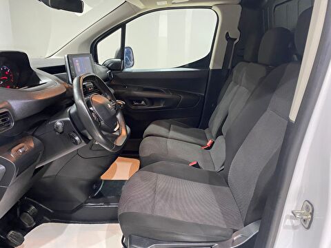 2024 Dizel Manuel Peugeot Partner Beyaz Gürel Tasarım Aksesuar Otomotiv San. Tic. Ltd. Şti.