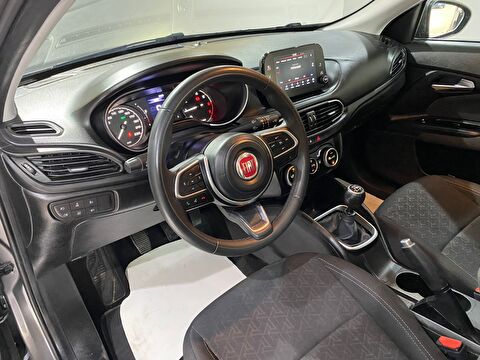2023 Benzin Manuel Fiat Egea Gri Gürel Tasarım Aksesuar Otomotiv San. Tic. Ltd. Şti.