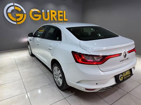 2021 Benzin Otomatik Renault Megane Beyaz Gürel Tasarım Aksesuar Otomotiv San. Tic. Ltd. Şti.