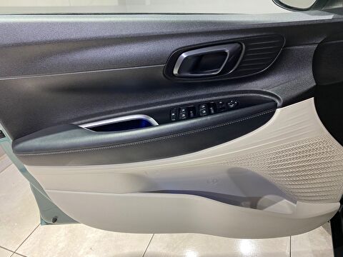 2023 Benzin Otomatik Hyundai Bayon Yeşil Gürel Tasarım Aksesuar Otomotiv San. Tic. Ltd. Şti.