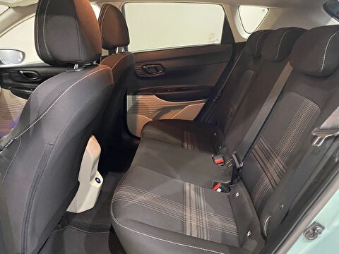 2023 Benzin Otomatik Hyundai Bayon Yeşil Gürel Tasarım Aksesuar Otomotiv San. Tic. Ltd. Şti.