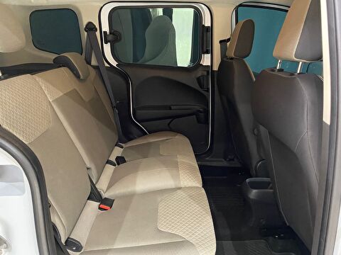 2023 Benzin Manuel Ford Tourneo Courier Beyaz Gürel Tasarım Aksesuar Otomotiv San. Tic. Ltd. Şti.