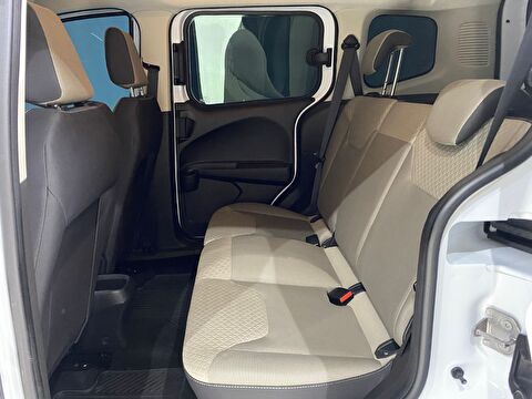 2023 Benzin Manuel Ford Tourneo Courier Beyaz Gürel Tasarım Aksesuar Otomotiv San. Tic. Ltd. Şti.