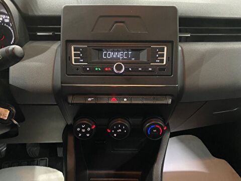 2022 Benzin Manuel Renault Clio Beyaz Gürel Tasarım Aksesuar Otomotiv San. Tic. Ltd. Şti.