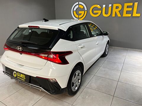 2024 Benzin Otomatik Hyundai i20 Beyaz Gürel Tasarım Aksesuar Otomotiv San. Tic. Ltd. Şti.