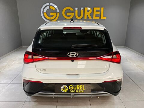 2024 Benzin Otomatik Hyundai i20 Beyaz Gürel Tasarım Aksesuar Otomotiv San. Tic. Ltd. Şti.