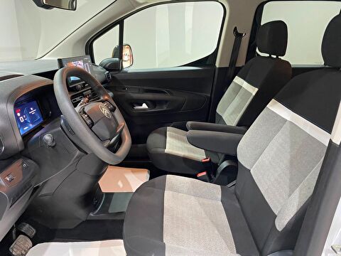 2026 Dizel Otomatik Citroen Berlingo Beyaz Gürel Tasarım Aksesuar Otomotiv San. Tic. Ltd. Şti.