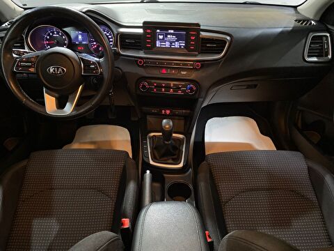 2019 Benzin Manuel Kia Cee'd Beyaz Gürel Tasarım Aksesuar Otomotiv San. Tic. Ltd. Şti.