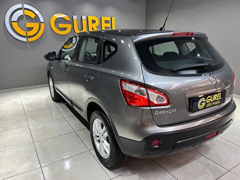 2013 Benzin Otomatik Nissan Qashqai Gri Gürel Tasarım Aksesuar Otomotiv San. Tic. Ltd. Şti.