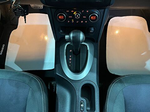 2013 Benzin Otomatik Nissan Qashqai Gri Gürel Tasarım Aksesuar Otomotiv San. Tic. Ltd. Şti.