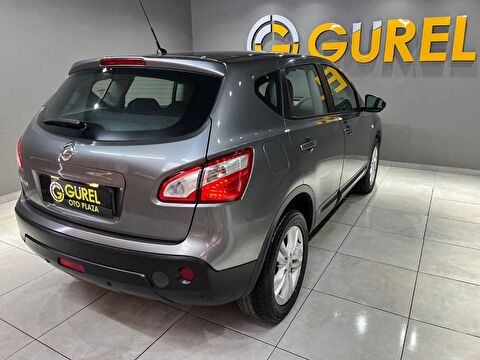 2013 Benzin Otomatik Nissan Qashqai Gri Gürel Tasarım Aksesuar Otomotiv San. Tic. Ltd. Şti.