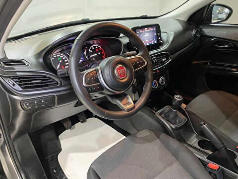 2023 Dizel Manuel Fiat Egea Gri Gürel Tasarım Aksesuar Otomotiv San. Tic. Ltd. Şti.