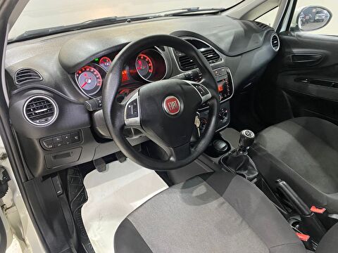 2014 Benzin Manuel Fiat Punto Beyaz Gürel Tasarım Aksesuar Otomotiv San. Tic. Ltd. Şti.
