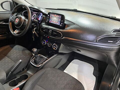 2021 Benzin Manuel Fiat Egea Gri Gürel Tasarım Aksesuar Otomotiv San. Tic. Ltd. Şti.