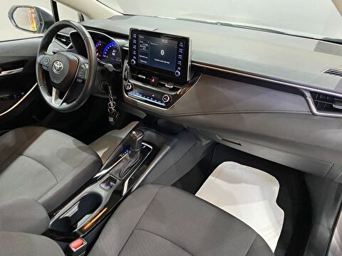 2022 Benzin Otomatik Toyota Corolla Gri Gürel Tasarım Aksesuar Otomotiv San. Tic. Ltd. Şti.