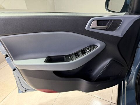 2017 Benzin Manuel Hyundai i20 Active Mavi Gürel Tasarım Aksesuar Otomotiv San. Tic. Ltd. Şti.