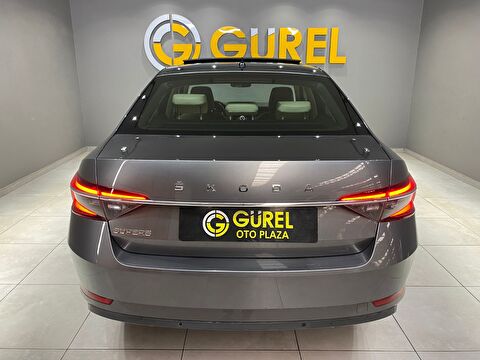 2022 Benzin Otomatik Skoda Superb Gri Gürel Tasarım Aksesuar Otomotiv San. Tic. Ltd. Şti.
