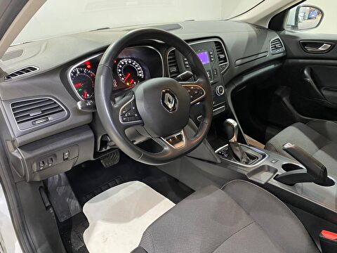2022 Benzin Otomatik Renault Megane Beyaz Gürel Tasarım Aksesuar Otomotiv San. Tic. Ltd. Şti.