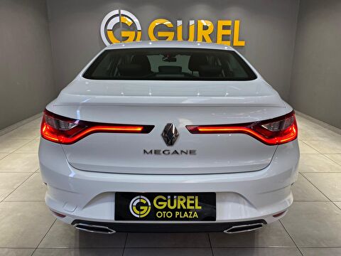 2022 Benzin Otomatik Renault Megane Beyaz Gürel Tasarım Aksesuar Otomotiv San. Tic. Ltd. Şti.