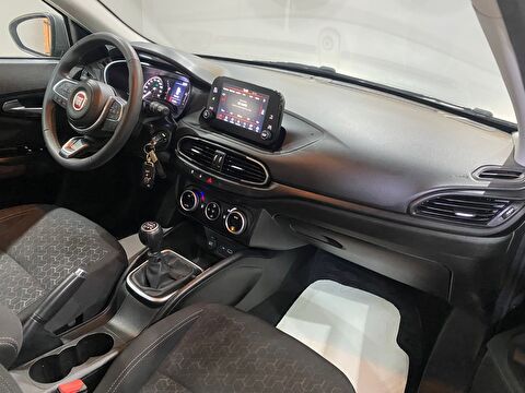 TaksitliOto.Net | 2.El Fiat Egea Cross 1.4 Fire Urban | Manuel & Benzin | Gri | İzmir.2el 2023 Benzin Manuel Fiat Egea Gri Gürel Tasarım Aksesuar Otomotiv San. Tic. Ltd. Şti.