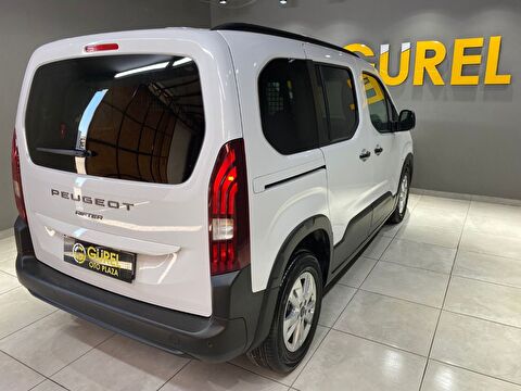 2026 Dizel Otomatik Peugeot Rifter Beyaz Gürel Tasarım Aksesuar Otomotiv San. Tic. Ltd. Şti.