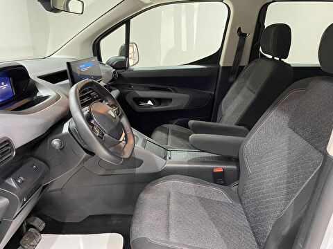 2026 Dizel Otomatik Peugeot Rifter Beyaz Gürel Tasarım Aksesuar Otomotiv San. Tic. Ltd. Şti.