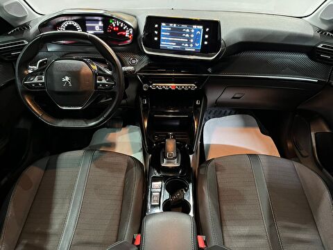 2021 Benzin Otomatik Peugeot 208 Gümüş Gri Gürel Tasarım Aksesuar Otomotiv San. Tic. Ltd. Şti.