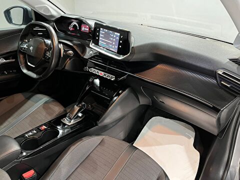 2021 Benzin Otomatik Peugeot 208 Gümüş Gri Gürel Tasarım Aksesuar Otomotiv San. Tic. Ltd. Şti.