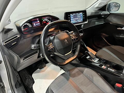 2021 Benzin Otomatik Peugeot 208 Gümüş Gri Gürel Tasarım Aksesuar Otomotiv San. Tic. Ltd. Şti.