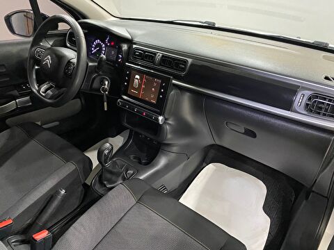 2017 Dizel Manuel Citroen C3 Beyaz Gürel Tasarım Aksesuar Otomotiv San. Tic. Ltd. Şti.