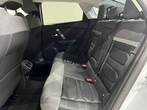 2024 Benzin Otomatik Citroen C4 X Beyaz Gürel Tasarım Aksesuar Otomotiv San. Tic. Ltd. Şti.