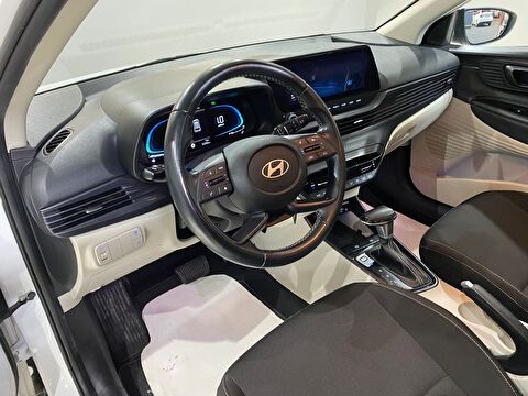 2024 Benzin Otomatik Hyundai Bayon Beyaz Gürel Tasarım Aksesuar Otomotiv San. Tic. Ltd. Şti.