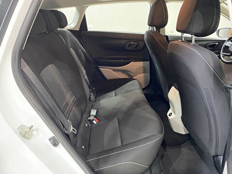 2024 Benzin Otomatik Hyundai Bayon Beyaz Gürel Tasarım Aksesuar Otomotiv San. Tic. Ltd. Şti.