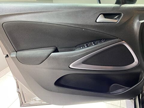 2023 Benzin Otomatik Opel Crossland Gri Gürel Tasarım Aksesuar Otomotiv San. Tic. Ltd. Şti.