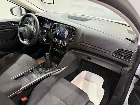 2026 Benzin Manuel RENAULT MEGANE Beyaz Gürel Tasarım Aksesuar Otomotiv San. Tic. Ltd. Şti.
