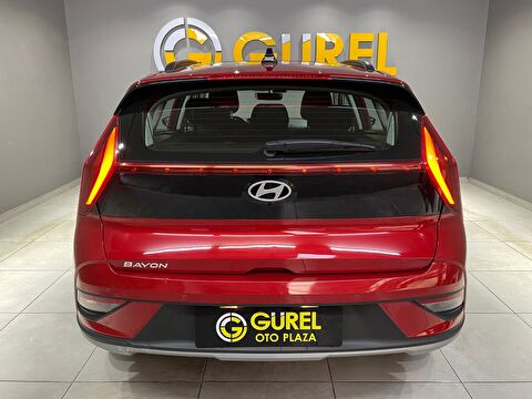 2024 Benzin Otomatik Hyundai Bayon Kırmızı Gürel Tasarım Aksesuar Otomotiv San. Tic. Ltd. Şti.