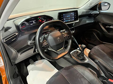 2021 Benzin Manuel Peugeot 2008 Turuncu Gürel Tasarım Aksesuar Otomotiv San. Tic. Ltd. Şti.