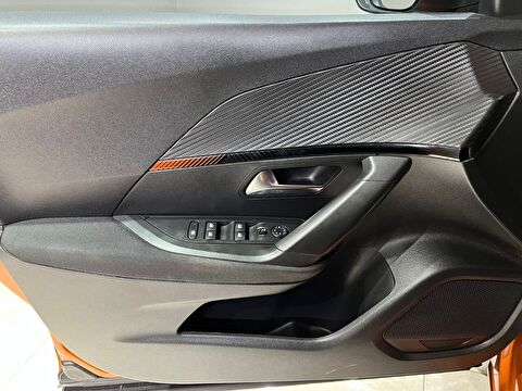 2021 Benzin Manuel Peugeot 2008 Turuncu Gürel Tasarım Aksesuar Otomotiv San. Tic. Ltd. Şti.