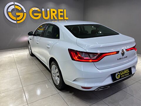 2022 Benzin Otomatik Renault Megane Beyaz Gürel Tasarım Aksesuar Otomotiv San. Tic. Ltd. Şti.