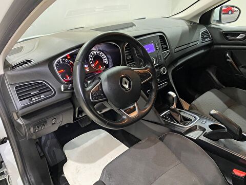 2022 Benzin Otomatik Renault Megane Beyaz Gürel Tasarım Aksesuar Otomotiv San. Tic. Ltd. Şti.